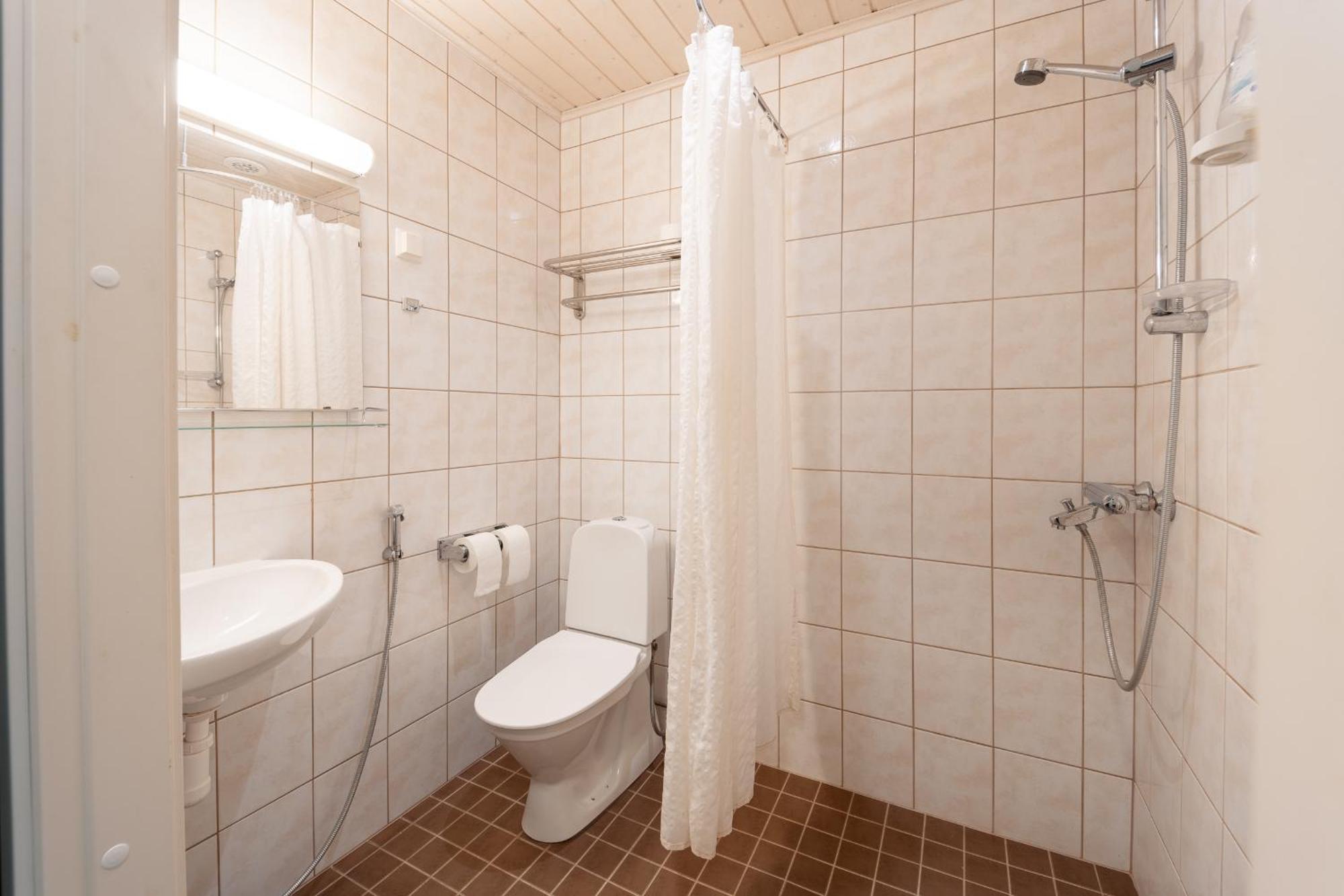 Hotelli Kotola Kotka Bagian luar foto